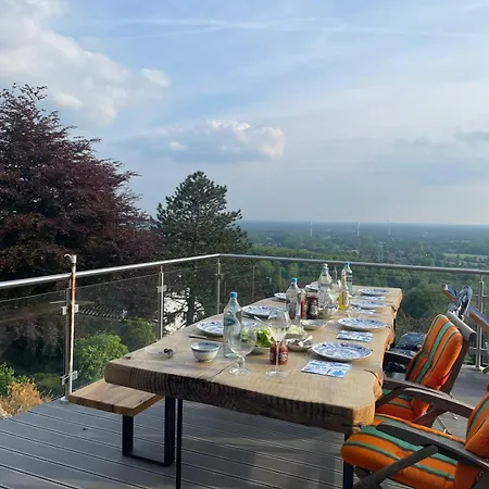 - Zentral Mit Fernblick *