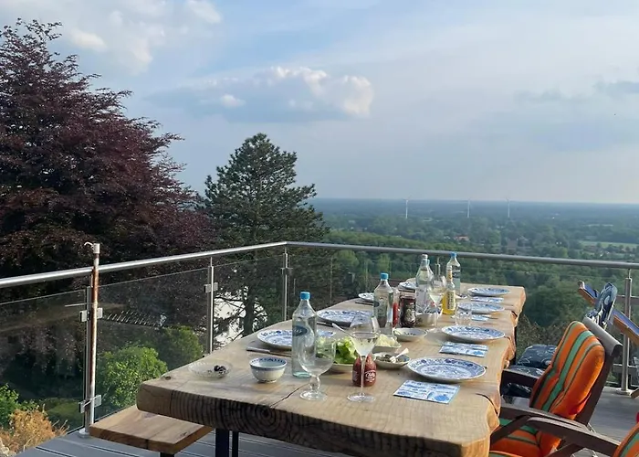 - Zentral Mit Fernblick *